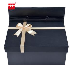 Quality 2mm Paperboard Foldable Garment Packaging Box With Lid ISO Approval wholesale