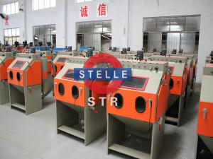 Quality Glass Sand Blasting Machine / Media Blasting Equipment Removes Rust Car Paint wholesale