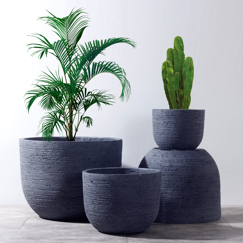 Weathered Garden Pots Clay Flower Pots Resin Outdoor Plant Pots Gray Flower Pots Fiberglass Planters
