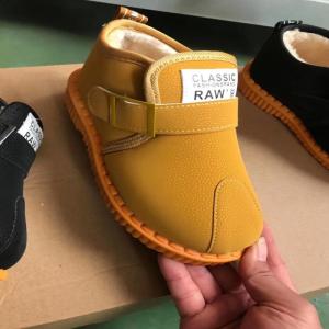 Quality Plush Kids Winter Shoes Girls Yellow Color Kids Warm Boots wholesale