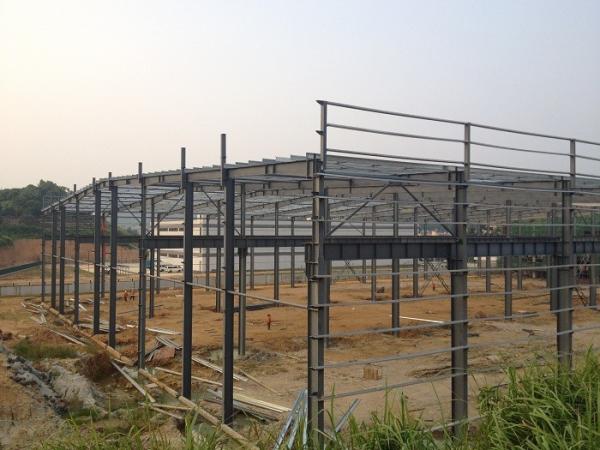 Prefabricated Steel Structure Warehouse , Light Gauge Industrial Steel
