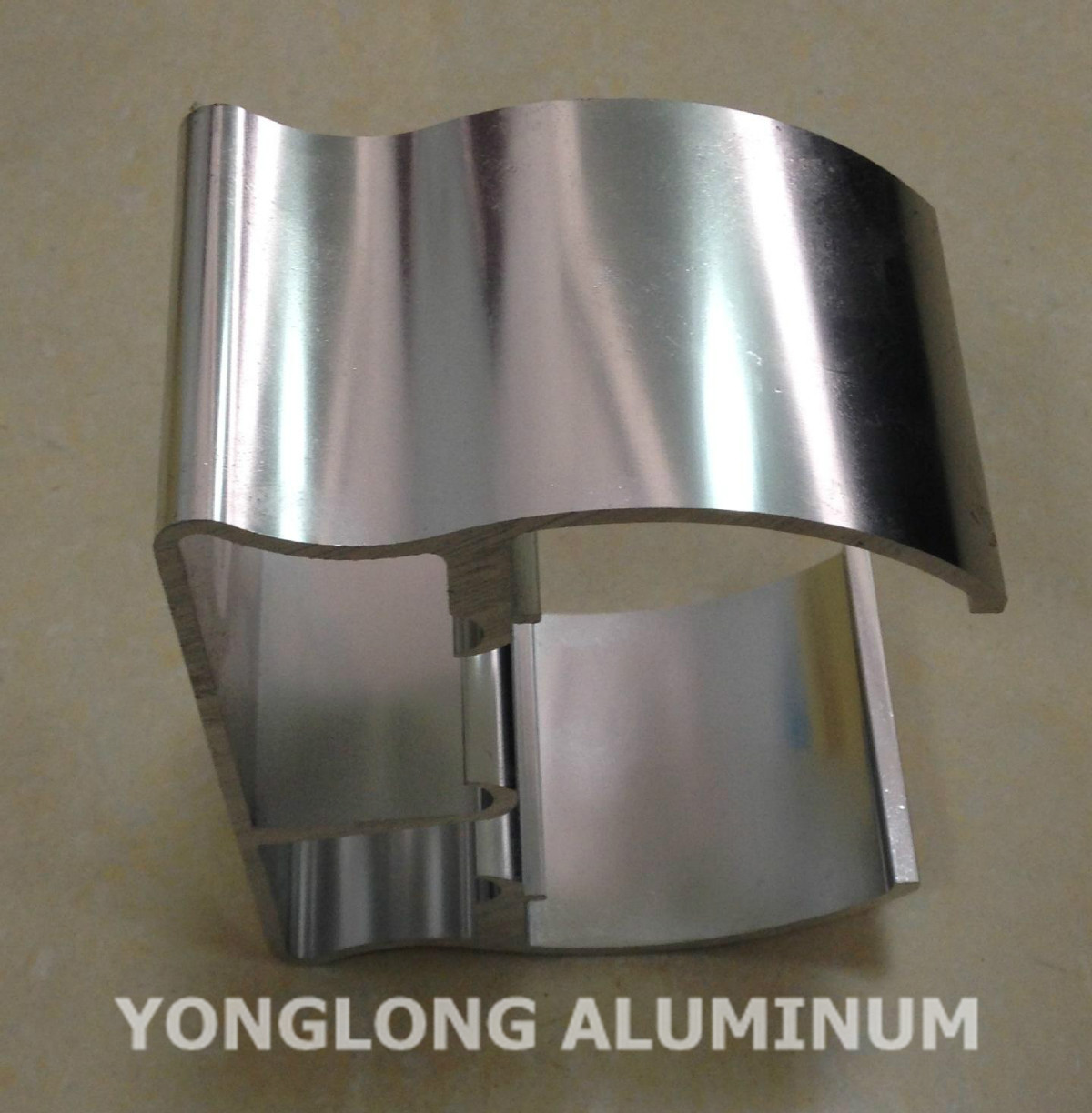 6m Normal Length Polished Aluminium Profile Environmental Protection