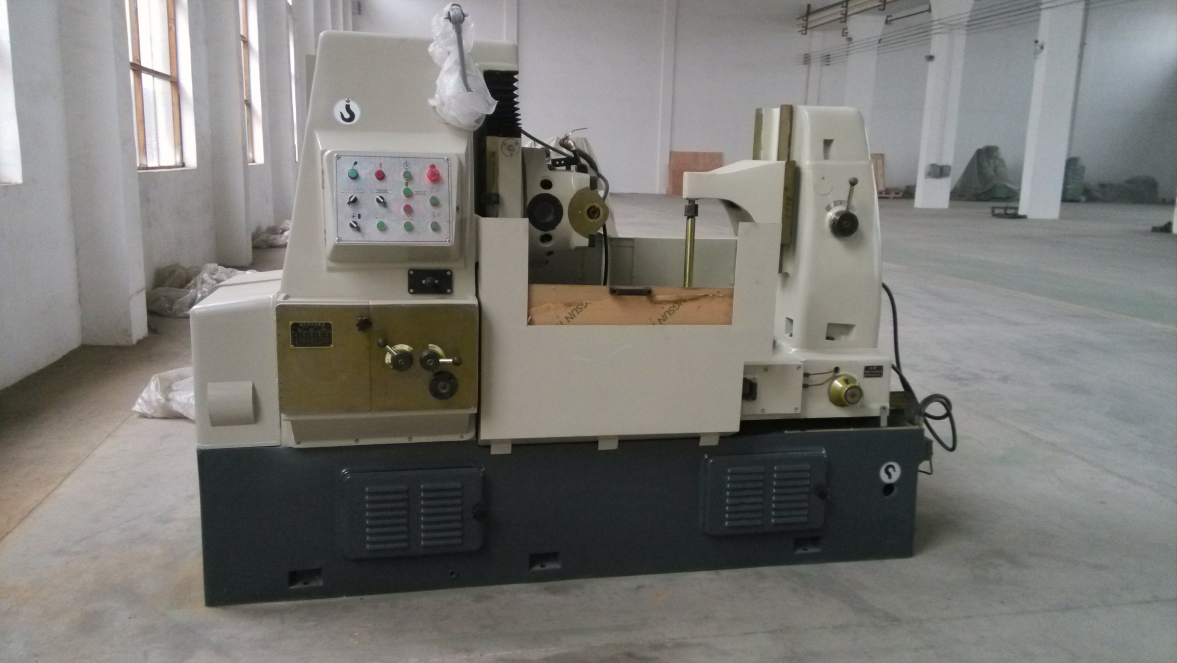 Cylindrical Gear Manufacturing Machine , High Rigidity Gear Milling Machine