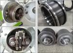 Stainless Steel Feed Pellet Machine , Chicken Feed Pet Food Manufacturing