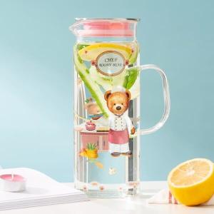 Quality 48 Oz Borosilicate Glass Water Pitcher With Spout Mouth Blown Heat Resistant wholesale
