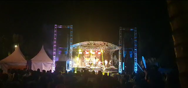 Mini Bee Eyes LED Moving Head Light 30W for Outdoor Night Club Stage Disco