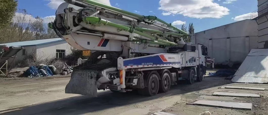 Zlj Concrete Pump Machine 49 Meter Used Heavy Equipment