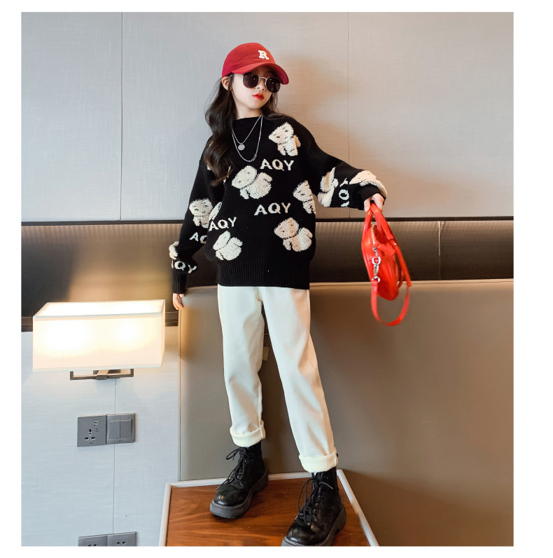 Embroidery Bear Sweater Children Clothing Set Thickened