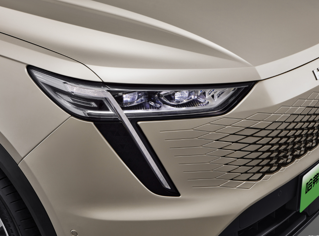 Haval Xiaolong Max Hybrid Electric Car Four-Wheel Drive Smart Flagship Edition Energy Automobiles 4758*1895*1725mm 235/55 R19