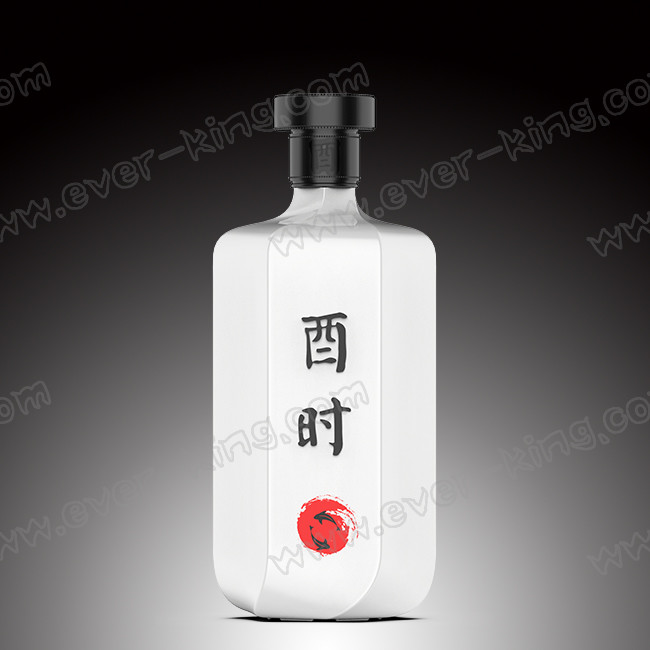 Screw Cork Custom Glass Bottle Embossing For Vodka And Gin