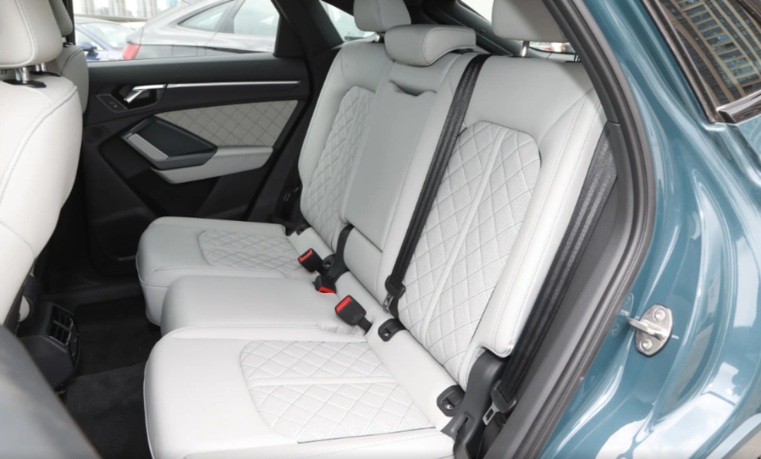 2024 Latest Launch Au-di FAW Volk-swagen Q3 Sportback Fashion Compact SUV with Electric Driver's Seat Adjustment and AWD