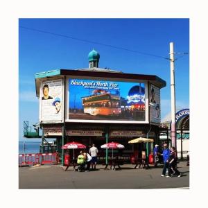 Quality P6 Smd Outdoor Advertising LED Billboards 250mm*250mm For Fixed Installation wholesale