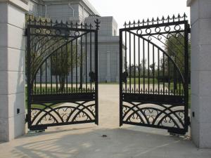 Quality Anti Rust Metal Panel Waterproof Wrought Iron Fence Gate wholesale