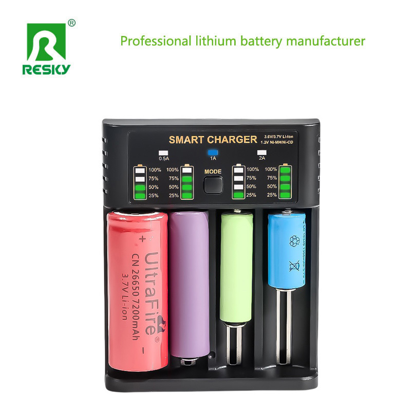 4 Slots 18650 Battery Charger Rechargeable 4.2V 2A For Li-ion Battery Ni-MH Ni-CD