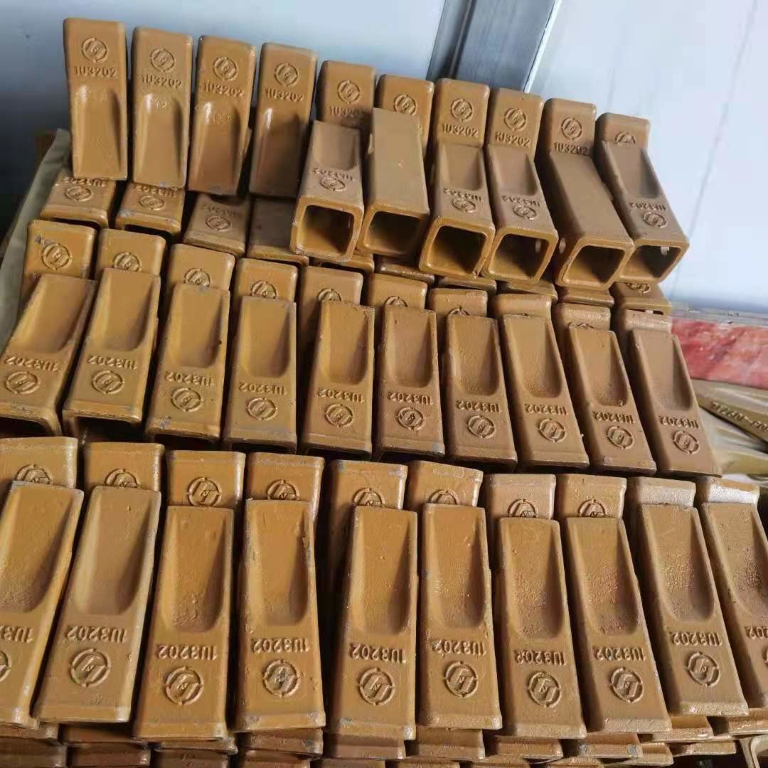 Excavator parts bucket tooth high strength stiff TEETH Removable Steel Tooth For Excavator