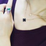 Van Cleef Arpels Luxury Gold Jewelry Sweet Alhambra Pendant Yellow Gold Mother