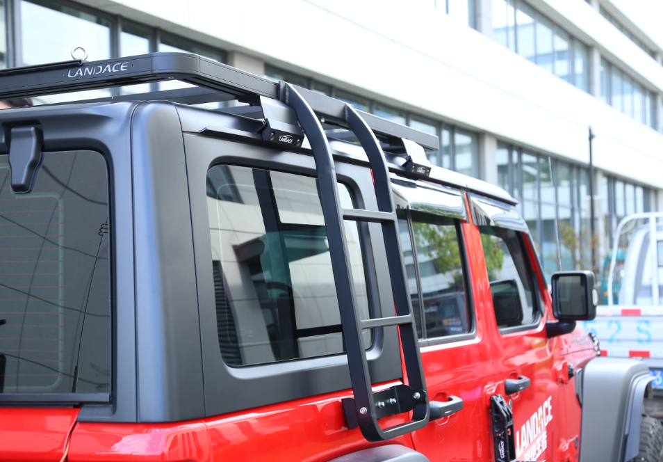 Side Roof Tailgate Ladder for Jeep Wrangler 833X400X261MM Suitable for All Seasons