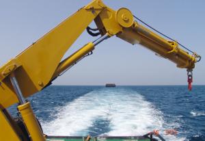 Quality Hydraulic Telescopic Knuckle Boom Marine Ship Deck Crane wholesale
