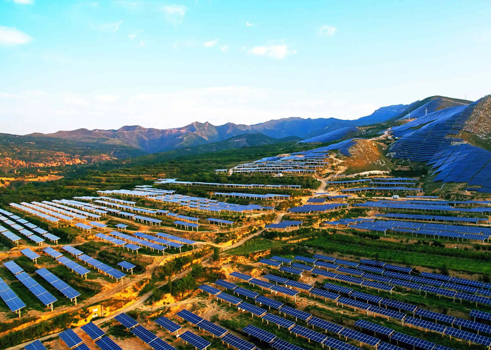 Horizontal One Axis Solar Tracker Backtracking Solar Tracker 0.8m Array