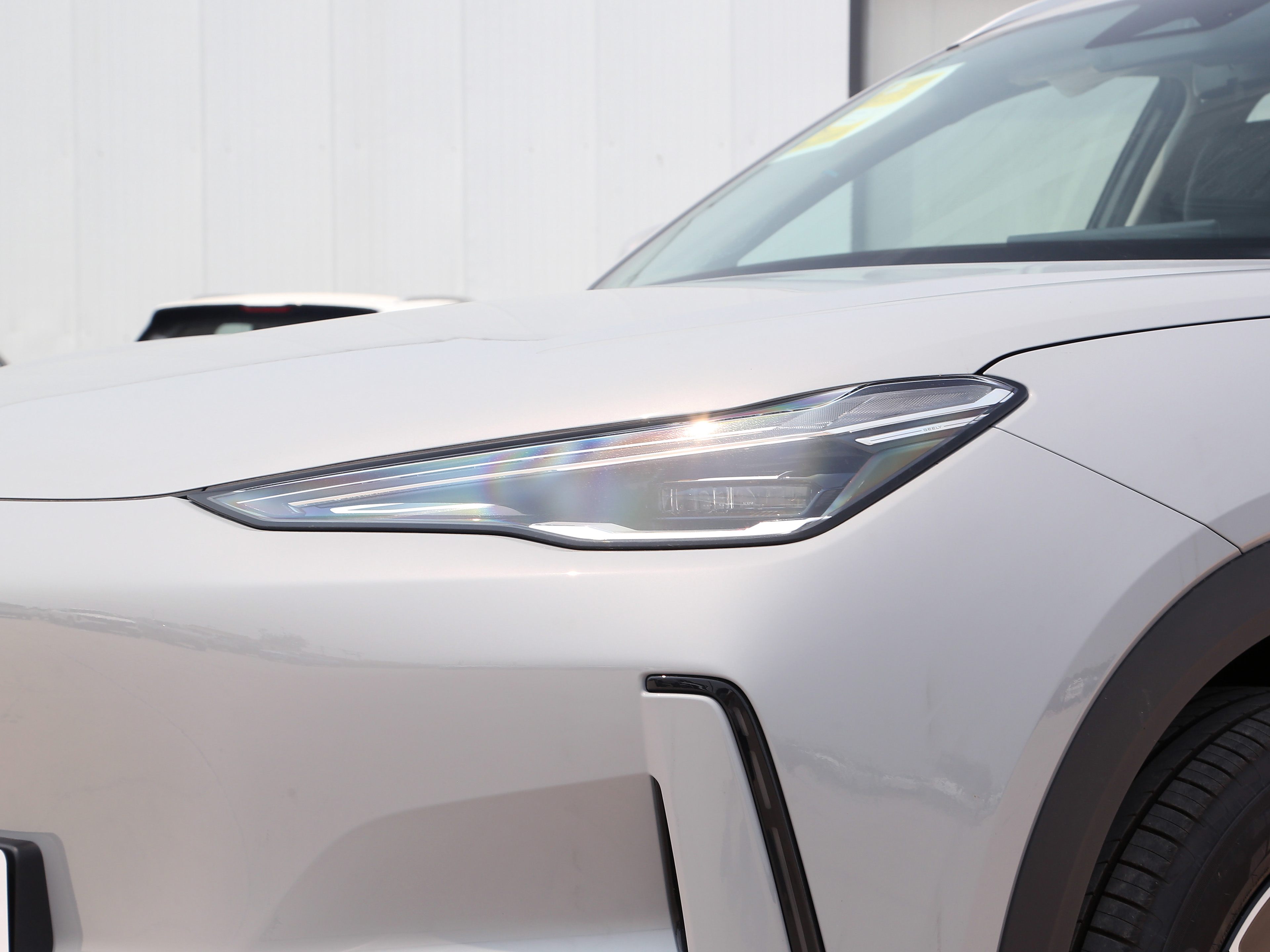 320Nm Maximum Torque Geely Galaxy E5 Car EV 2024 Adult Chinese Sport Electric Cars Vehicle with Fast Charging Time of 0.33