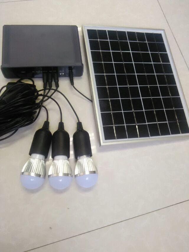 20W Li-ion lithium battery solar home power system with LED 3W bulbs switch cable white and yellow solar energy