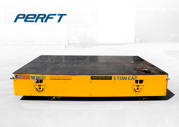 Industrial material handling motorized trackless battery power transfer car