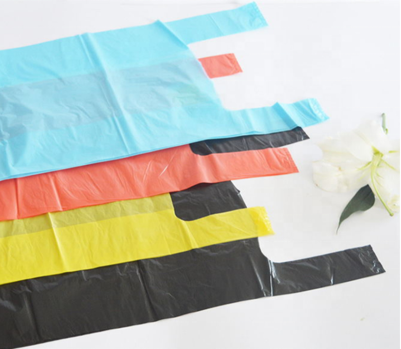 Easy Open System Colored T Shirt Bags For Household Products From PE Bag Custom Printed