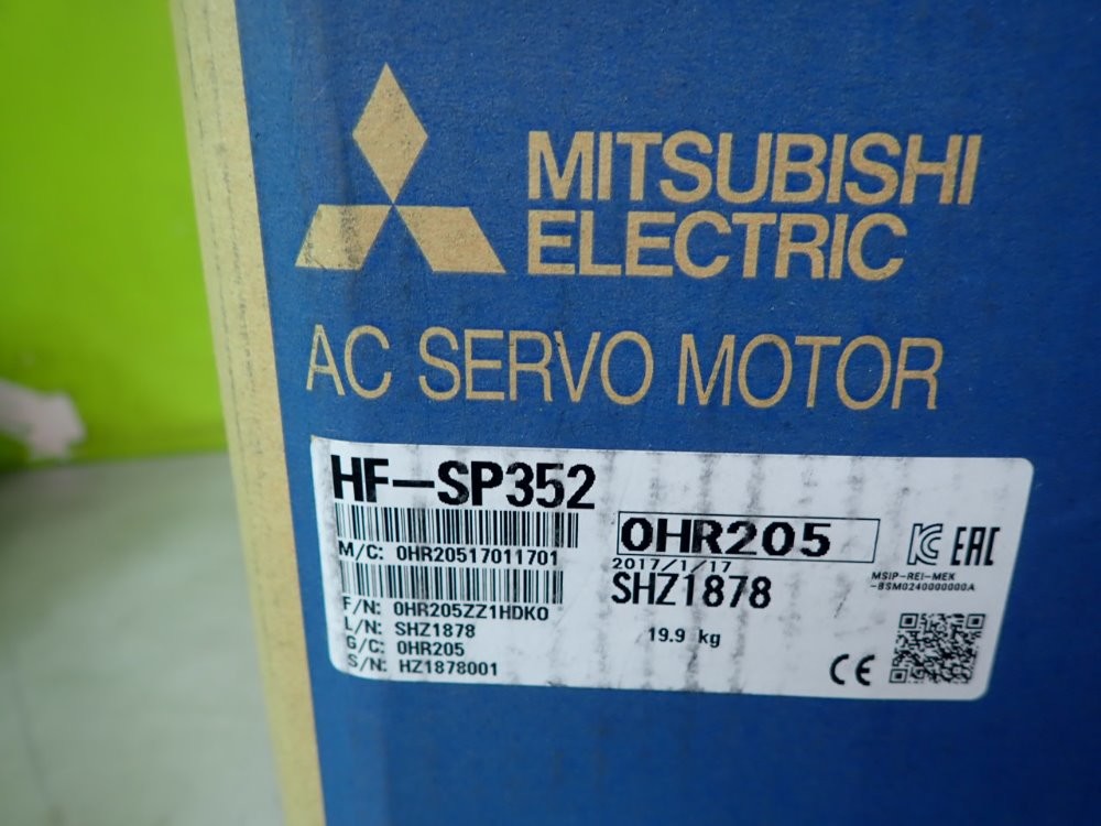 HF-SP352 AC Servo Motor 16A 3.5KW 16.7NM 2000r/Min New Stock
