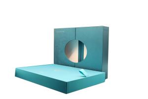 Quality PMS Cosmetic Gift Packaging Boxes , Slide Open Rigid Box FSC Certified wholesale