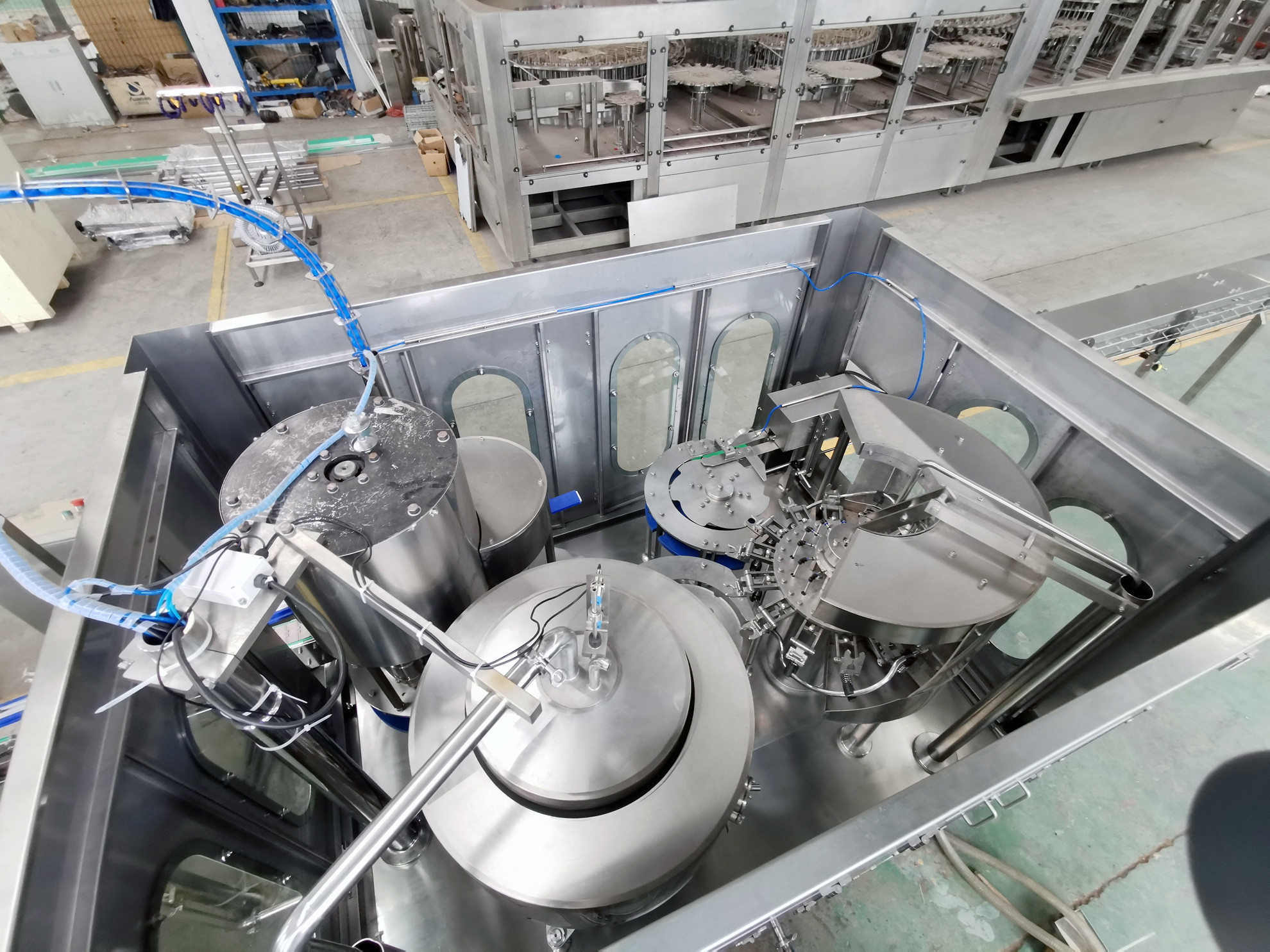 4000 BPH Bottled Spirits Filling Machines For Ginger Wine , Liquor Bottling Machine