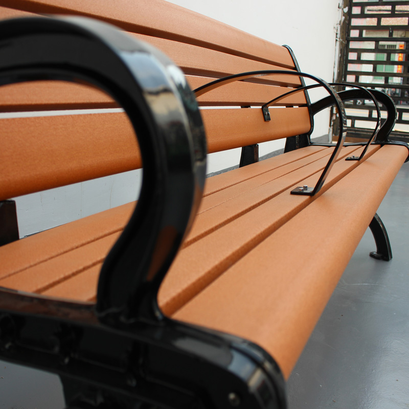 3 Seater Outdoor Recycled Plastic Benches With Cast Aluminum Legs 1800mm Length