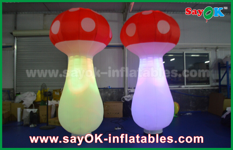 Red And White LED Light 2.5m Inflatable Mushroom For Music Festival