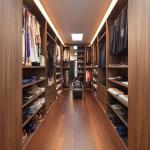 Laundry Feature High End Bedroom Furniture Wardrobe with European Wooden Closet