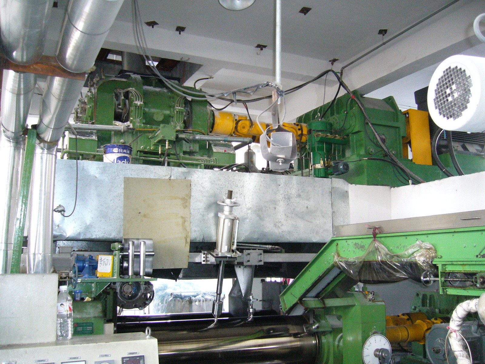 Oil Heating PVC Calender Machine 4 Roll Anti Abrasive For Making Rubberized Fabric