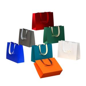 Quality Cardboard Hand Length Handle Luxury Matte Paper Gift Shopping Bag with Custom Logo wholesale