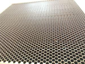 5.2mm Cell Size Steel Honeycomb Vent Emi Shielded Faraday Cages 50mm Thickness