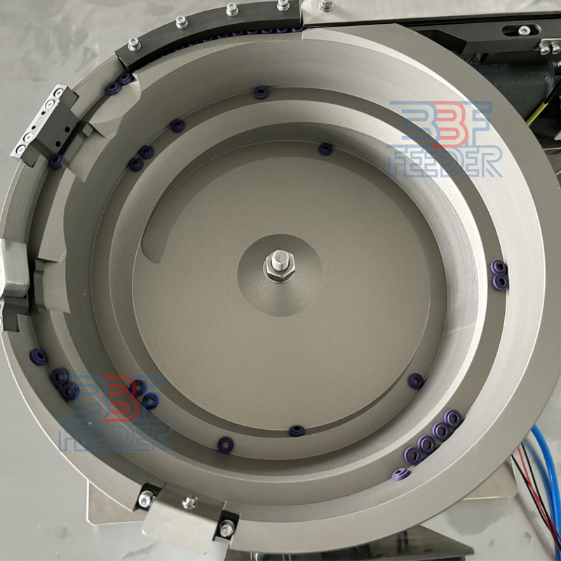 Rotary Bowl Feeder Machine Silicone Seals Disk Vibratory Bowl Feeder with Pick and Place Mechanism