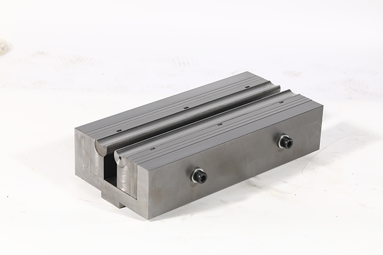 Hydraulic Adjustable Groove Mold Lower Press Brake Punch And Die