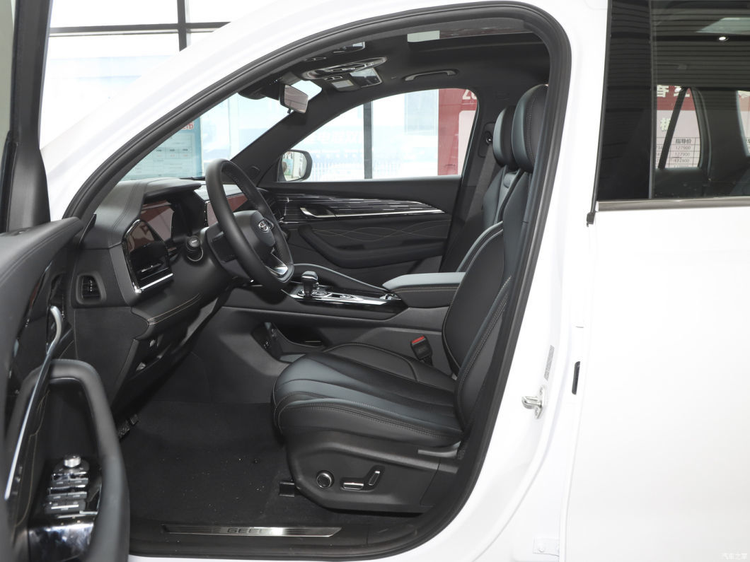 Geely Xingyue L Monjaro Gasiline Car 2.0t 4WD Awd Conventional Fuel Vehicles SUV Car