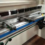 1250kn Electric Sheet Metal Press Brake Machine 2500mm High Precision Delem