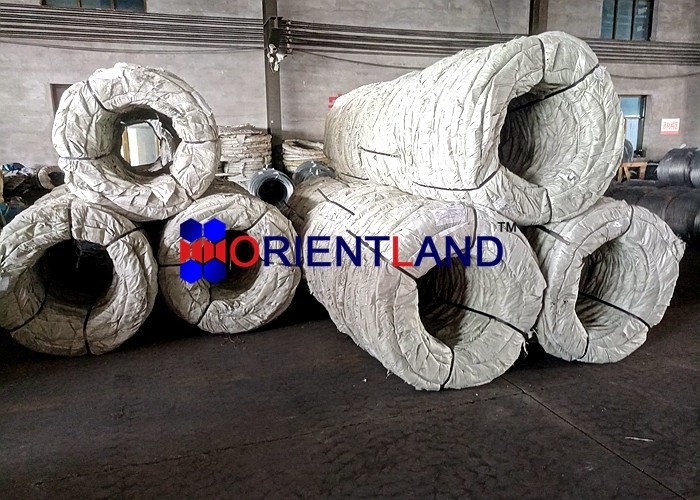 CBT-60 Galvanized Concertina Barbed Tape Razor Wire Hight Tensile