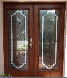 Quality Elegant design of beveled glass in wood door wholesale