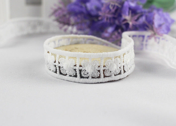 Water Soluble Lucky Clover Floral Lace Ribbon For Decoration Chemical Milk Fiber Material