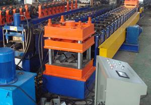 Quality Colored Steel Highway Guardrail Roll Forming Machine , Tube Forming Machine wholesale