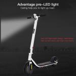 White Powerful Electric Scooter 20km Long Range Portable 350W Motor For Adults