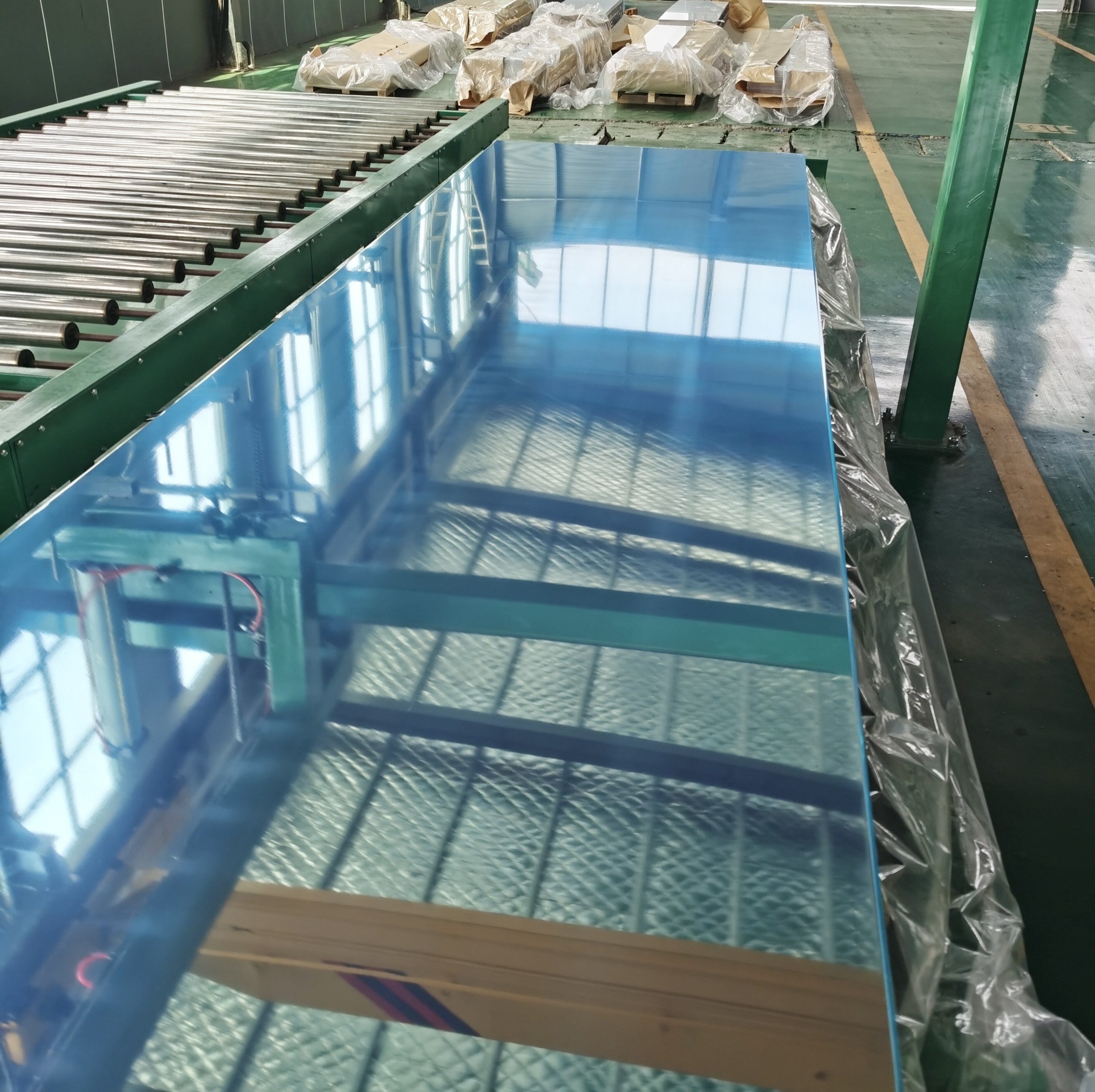 1mm 1.3mm High Reflective Polished Mirror Aluminum Sheet Coil Roll Reflector Aluminum Sheet