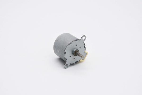 37 MH Phase Inductance Permanent Magnet Stepper Motor with 5 Mm Shaft Diameter