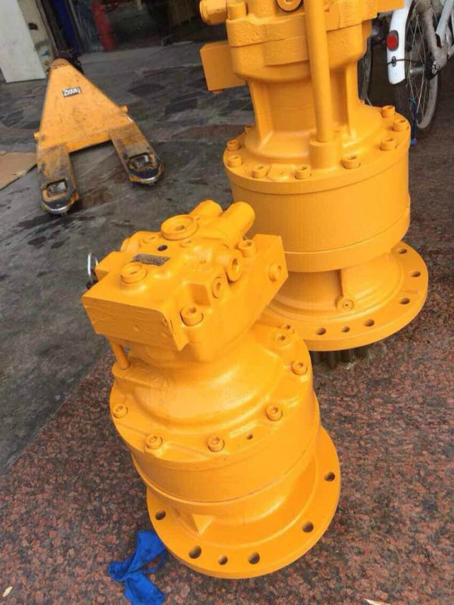 31N6-10210 Excavator Swing Motor Hyundai R215-9 Hydraulic Slew Motor