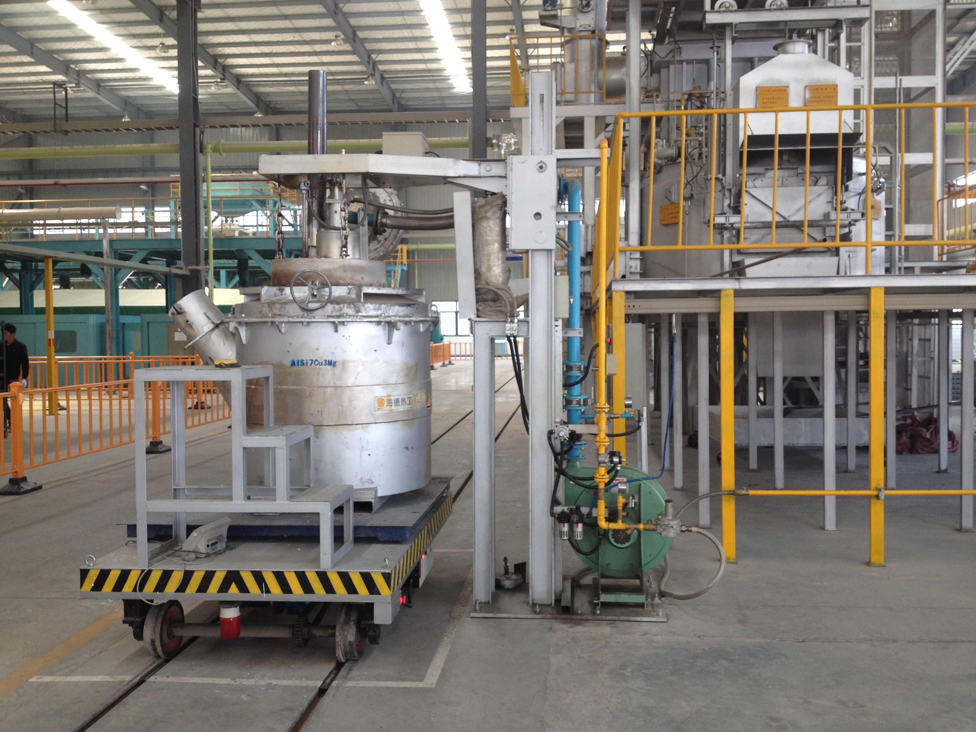 High Strength Molten Aluminum Transfer Ladles With Lid Customized Colour Customizable