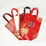 Waterproof Custom Printed Logo Gift Wrapping Tote Bags Die Cut Handle Holder